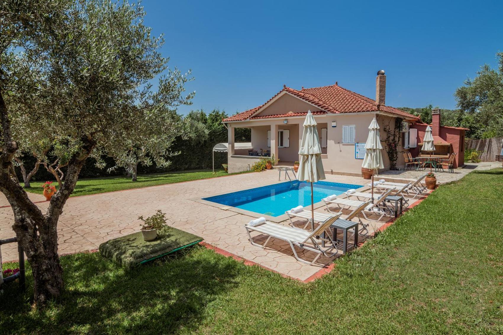 Planos Villa Exterior foto